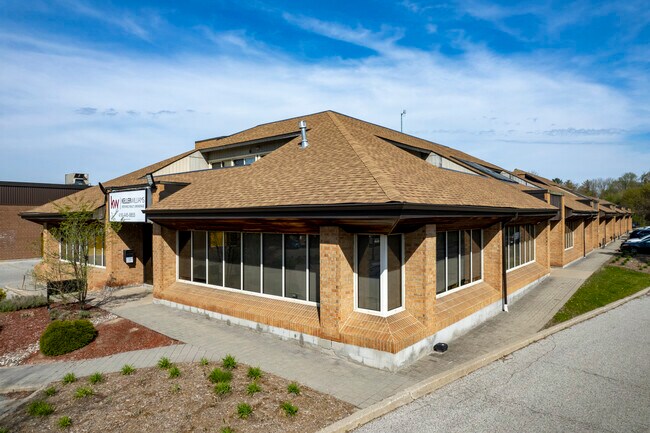 More details for 156 Duncan Mill Rd, Toronto, ON - Office for Lease