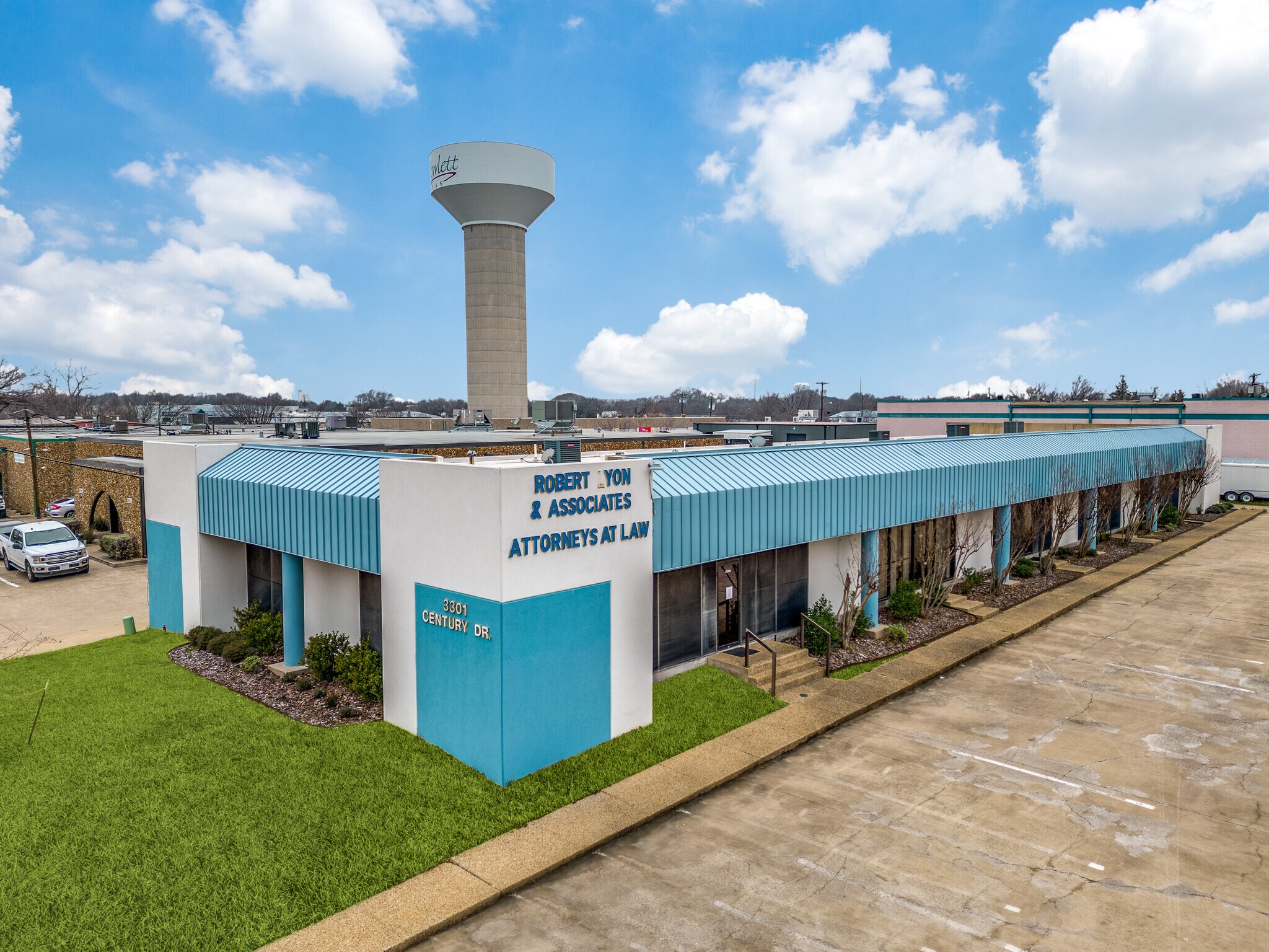 3301 Century Dr, Rowlett, TX à vendre Photo du bâtiment- Image 1 de 1