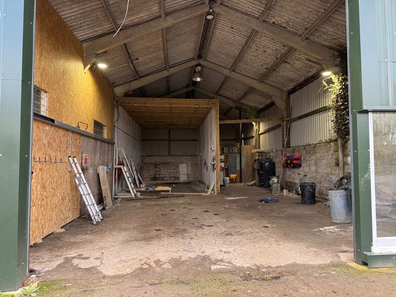 Unit F, Horsebridge Common, Ashurst, Steyning for lease - Interior Photo - Image 2 of 5