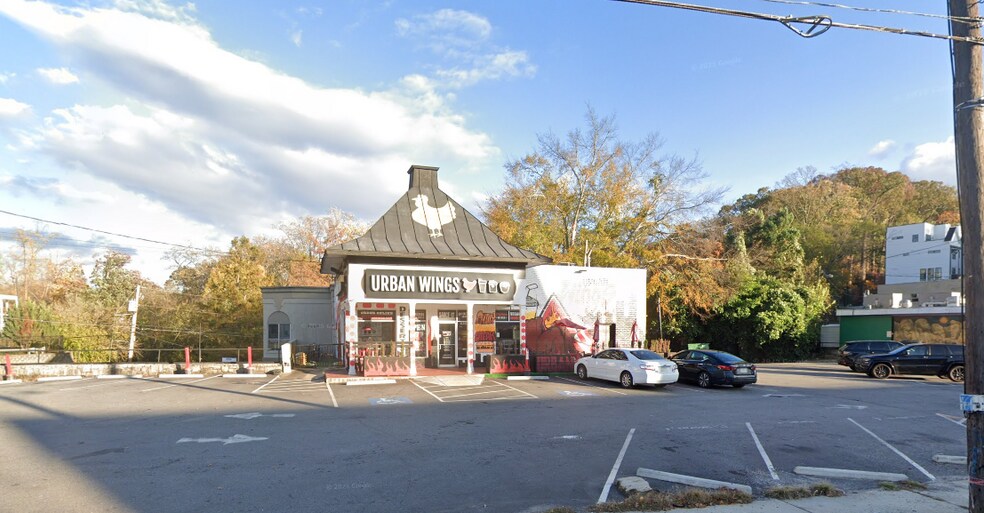 1825 NE Piedmont Ave, Atlanta, GA à vendre - Photo du bâtiment - Image 2 de 4