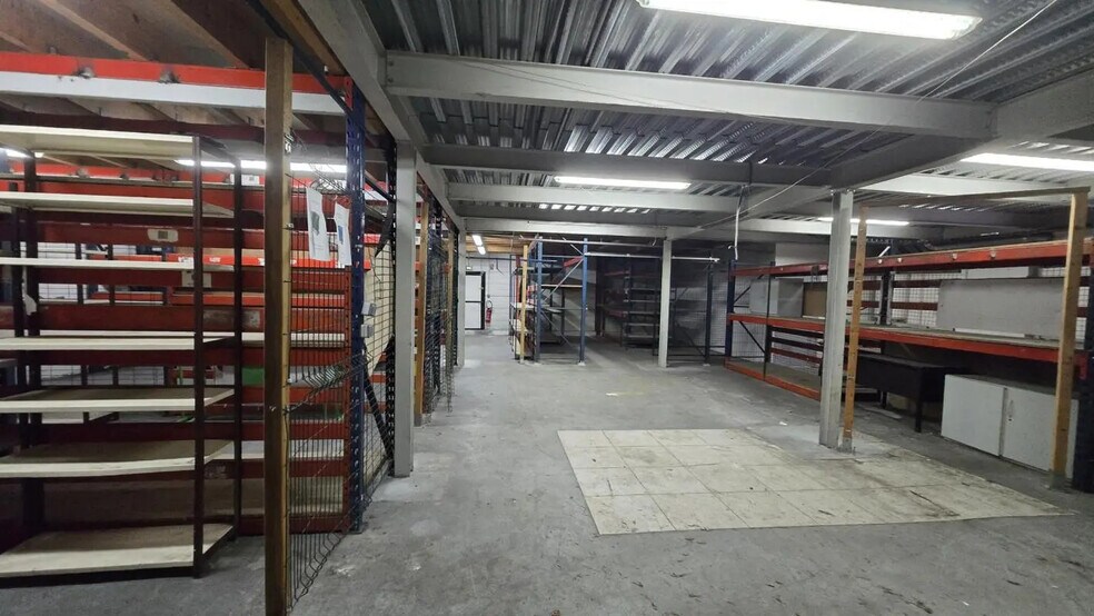 Flex in La Farlède for lease - Interior Photo - Image 3 of 7