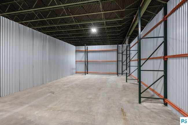 Plus de détails pour 7001 Anpesil Dr, North Bergen, NJ - Industriel à louer