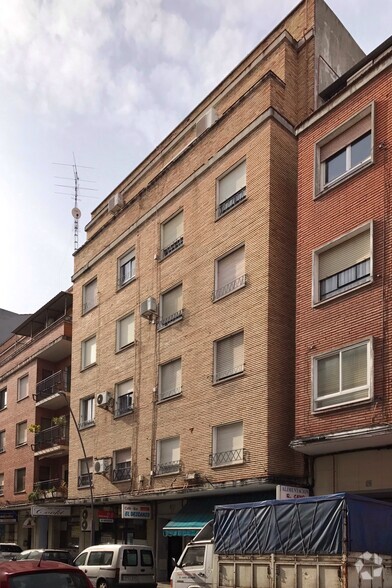 Calle Juan Ruiz de la Luna, 27, Talavera de la Reina, Toledo for lease - Building Photo - Image 2 of 2