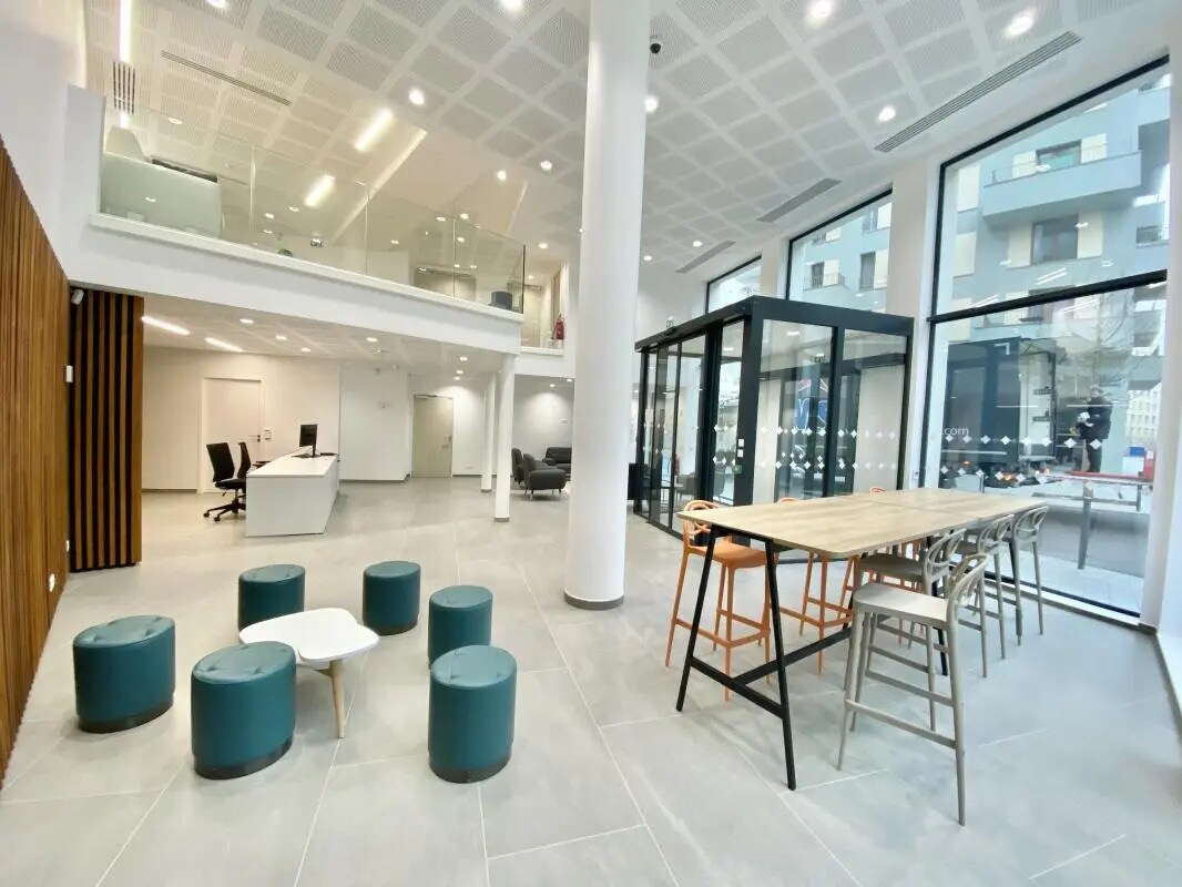 Rue Vladimir Kramnik, Asnières-sur-Seine for lease Building Photo- Image 1 of 10