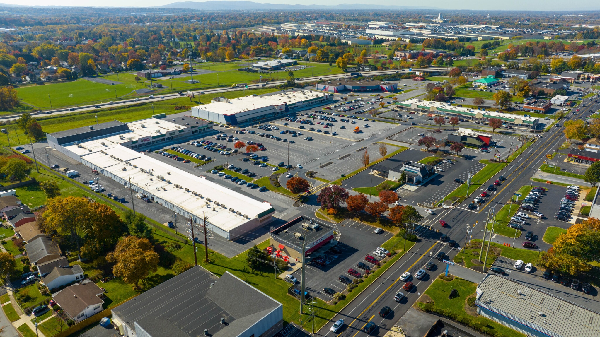 4880-4900 Carlisle Pike, Mechanicsburg, PA for lease Building Photo- Image 1 of 2