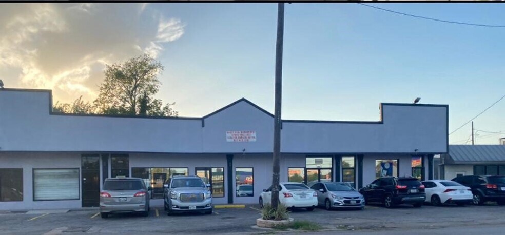 5808-5812 Cullen Blvd, Houston, TX for sale - Building Photo - Image 3 of 13