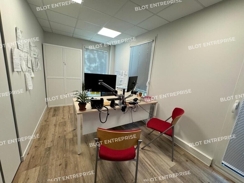 35 Boulevard Albert Einstein, Nantes à vendre - Photo du bâtiment - Image 3 de 13