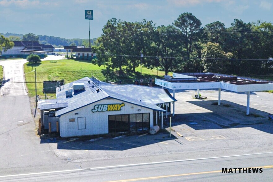 15570 Highway 13 S, Hurricane Mills, TN à vendre - Photo du bâtiment - Image 2 de 3