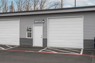 3630 Boone Rd SE, Salem, OR for lease Interior Photo- Image 2 of 15