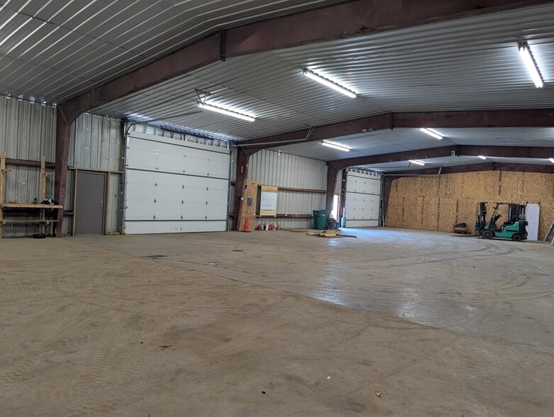 3876 Indian Ripple Rd, Dayton, OH à louer - Photo du bâtiment - Image 2 de 8