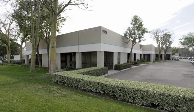 Plus de détails pour 14125 Telephone Ave, Chino, CA - Industriel à louer