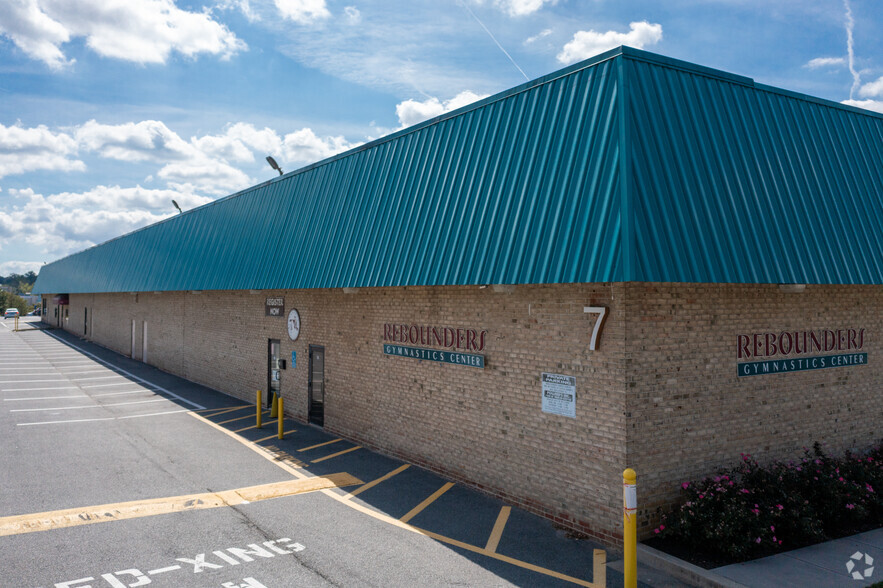 7 W Aylesbury Rd, Timonium, MD for lease - Building Photo - Image 2 of 17