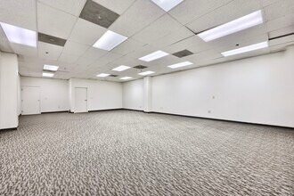 315 W James St, Lancaster, PA for lease Interior Photo- Image 1 of 5