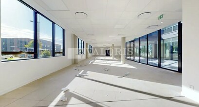 Bureau dans Limonest à louer Photo intérieure- Image 2 de 6