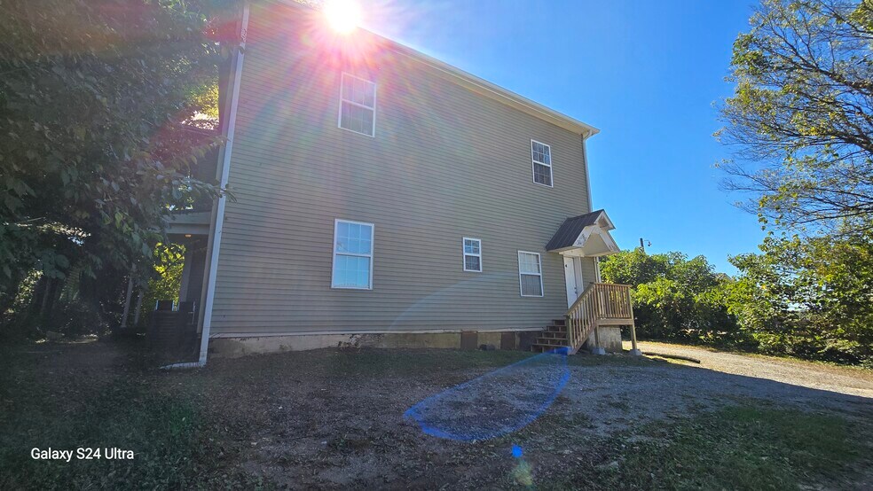 311 Silver Pl, Knoxville, TN à vendre - Photo du bâtiment - Image 2 de 23