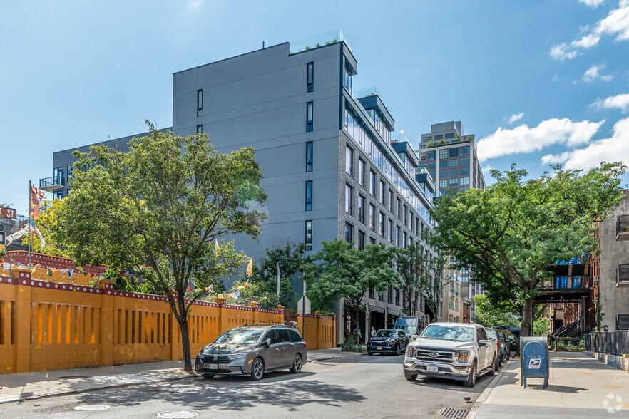 171 York St, Brooklyn, NY à louer - Photo du bâtiment - Image 3 de 5