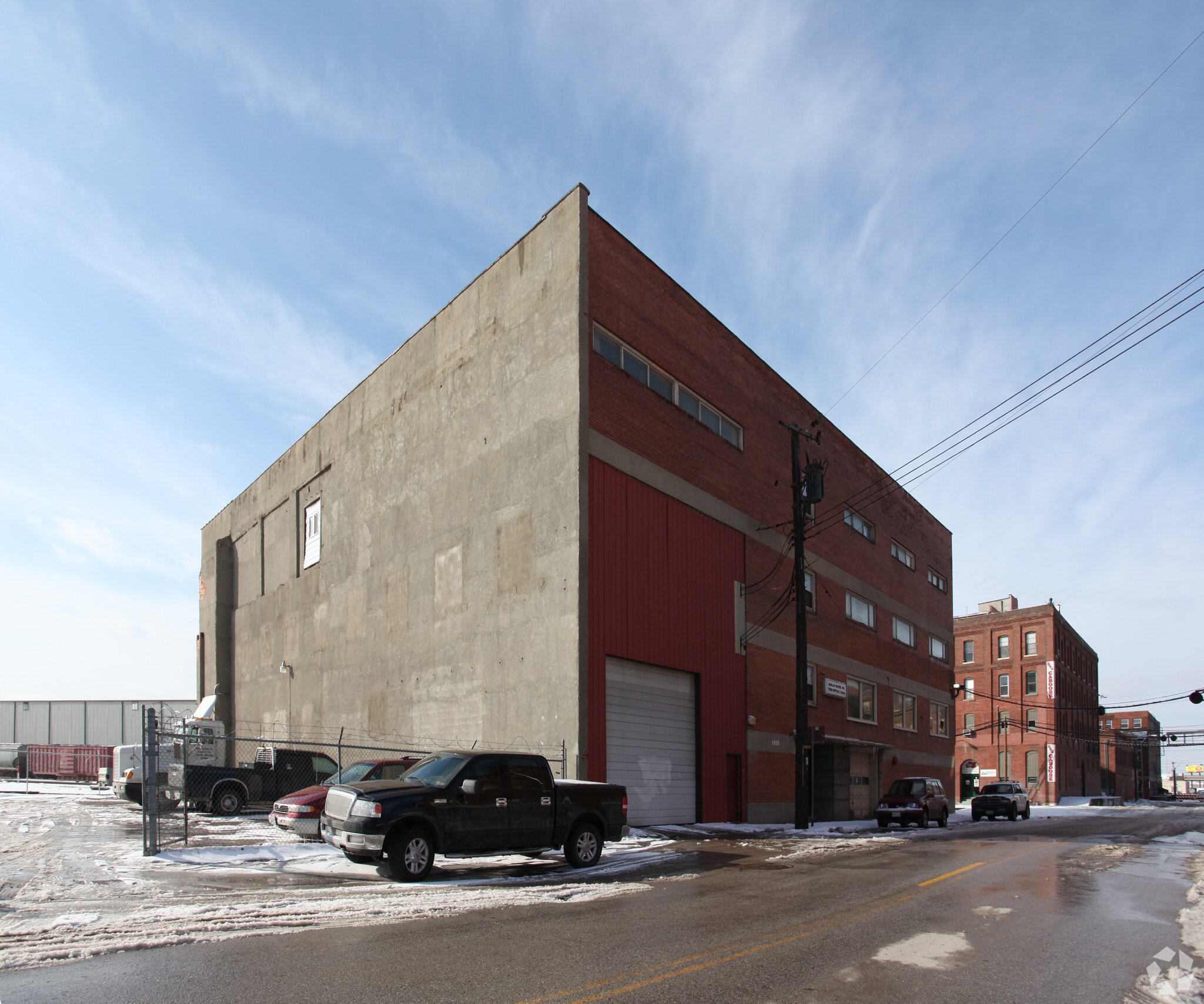 1026 Hickory St, Kansas City, MO for lease Primary Photo- Image 1 of 5