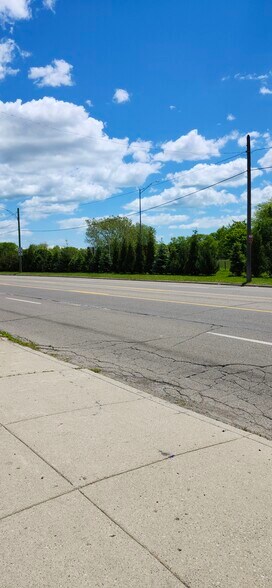 12591-12595 Harper Ave, Detroit, MI à vendre - Photo du bâtiment - Image 3 de 12