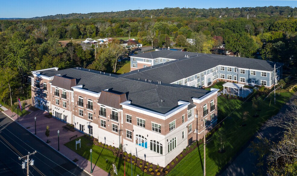 663 Springfield Ave, Berkeley Heights, NJ à louer - Photo du bâtiment - Image 1 de 4