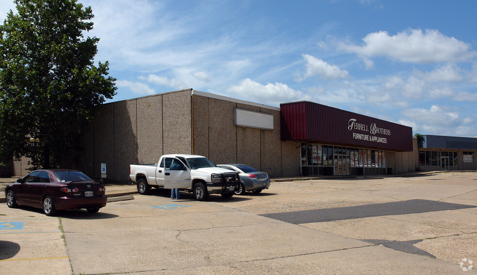 1033 S Washington Ave, Mansfield, LA à vendre - Photo principale - Image 1 de 1