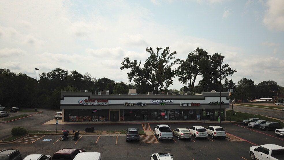 4608-4610 North St, Nacogdoches, TX for lease - Building Photo - Image 3 of 7
