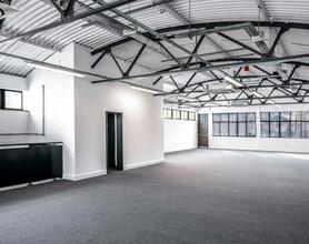 10 Cullen Way, Londres à louer Photo intérieure- Image 1 de 2