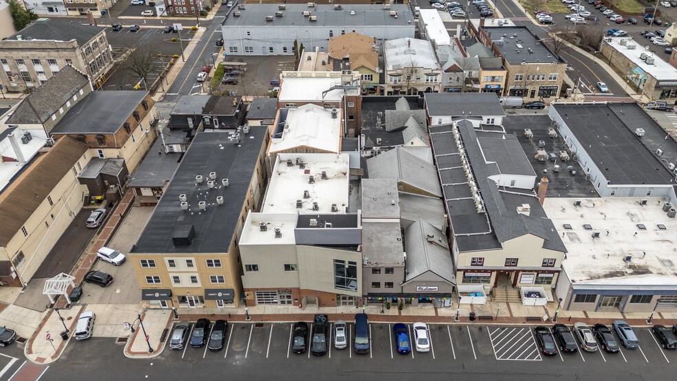 314 Madison St, Lansdale, PA for lease - Building Photo - Image 3 of 12