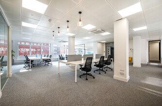 19-21 Great Tower St, London for lease Interior Photo- Image 1 of 10