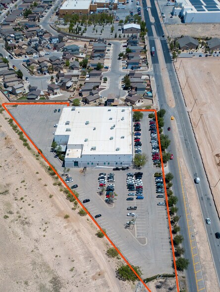 10365 Railroad Dr, El Paso, TX à vendre - Photo du bâtiment - Image 3 de 21