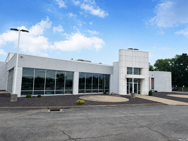 More details for 1075 W Terra Ln, O'Fallon, MO - Retail for Lease
