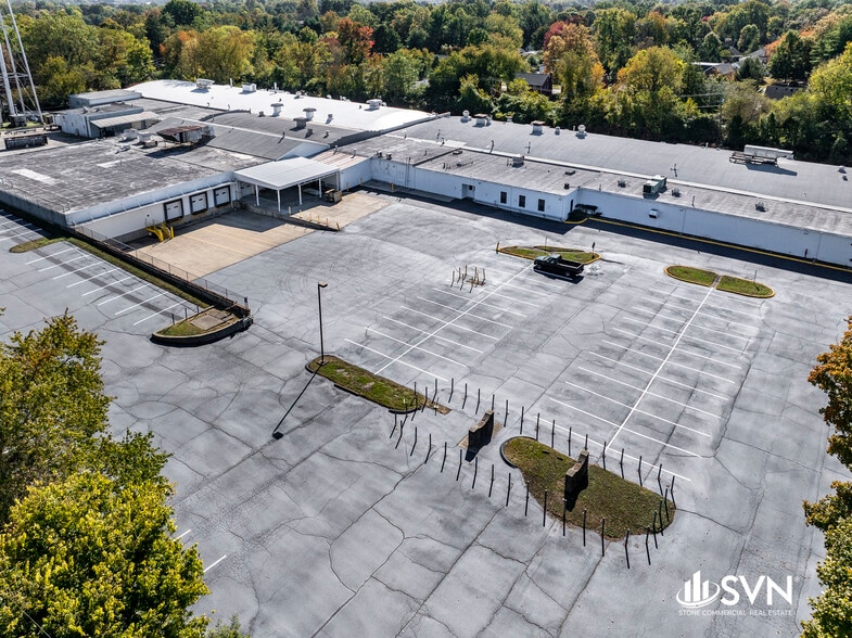 510 Henry Clay Blvd, Lexington, KY for sale - Building Photo - Image 3 of 16