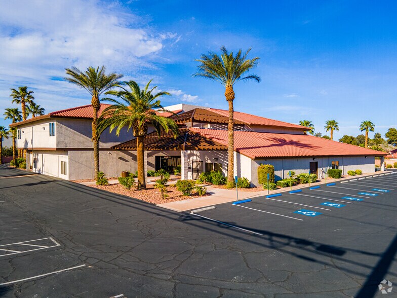 3880 S Jones Blvd, Las Vegas, NV à louer - Photo du bâtiment - Image 1 de 4
