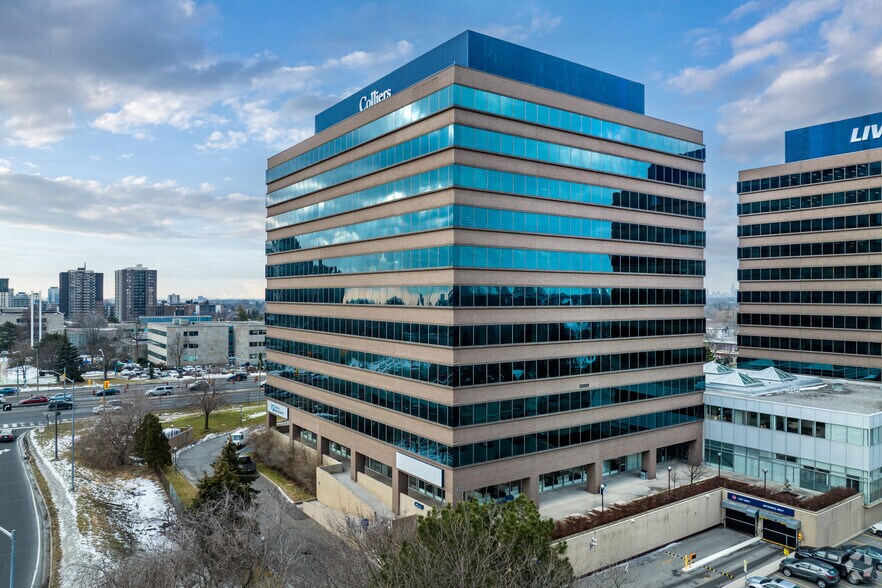 401 The West Mall, Toronto, ON à louer - Photo du bâtiment - Image 3 de 6