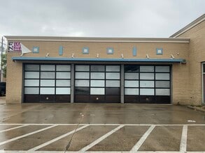 25501 Shore Center Dr, Euclid, OH for lease Building Photo- Image 1 of 2