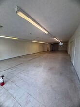 970 N 5th St, Silsbee, TX for lease Interior Photo- Image 2 of 3