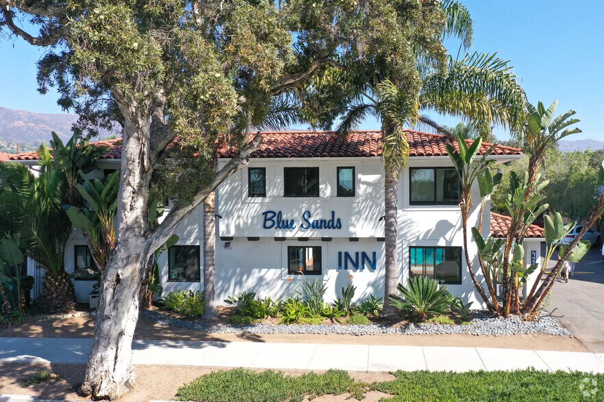 421 S Milpas St, Santa Barbara, CA à vendre - Photo du bâtiment - Image 2 de 10