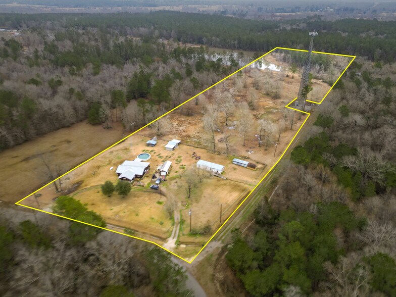 31 Shady Ln, Shepherd, TX à vendre - Photo du bâtiment - Image 1 de 16