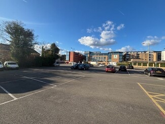 Plus de détails pour 15 Sullivan Rd, Camberley - Terrain à vendre