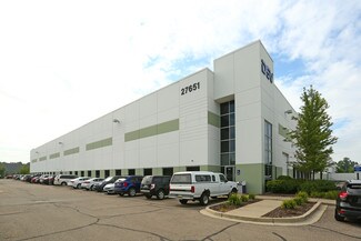 Plus de détails pour 27651 Hildebrandt Rd, Romulus, MI - Industriel à louer