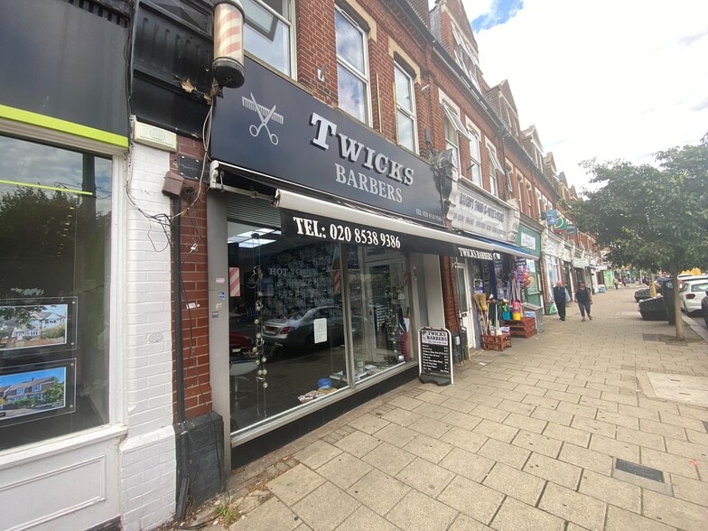 162 Heath Rd, Twickenham for sale - Building Photo - Image 3 of 3