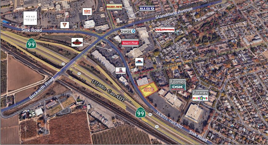 2828 Sisk Rd, Modesto, CA à louer - Photo du bâtiment - Image 2 de 2