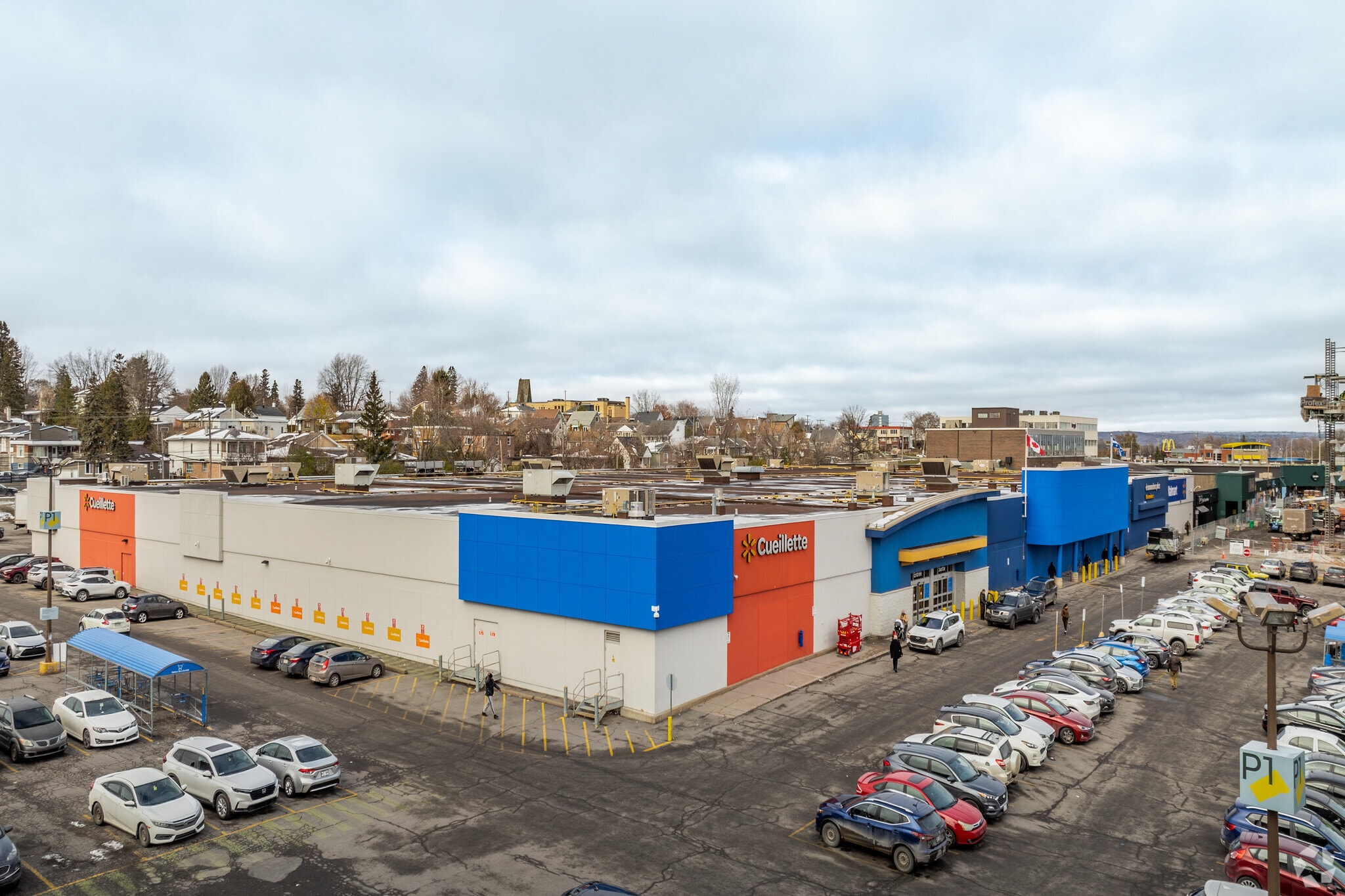 425 Boul Saint-Joseph, Gatineau, QC for lease Primary Photo- Image 1 of 5