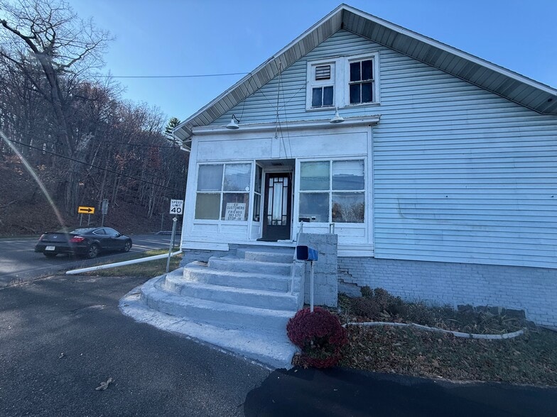 2855 Aqueduct Rd, Schenectady, NY à vendre - Photo du bâtiment - Image 1 de 8