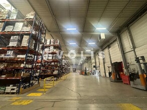 Flex dans Saint-Priest à louer Photo intérieure- Image 2 de 9