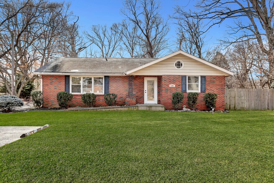 2306 Church Rd, Cherry Hill, NJ for sale - Primary Photo - Image 1 of 17