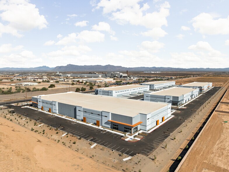 Germann Rd & Signal Butte Rd, Queen Creek, AZ à louer - Photo du bâtiment - Image 3 de 13