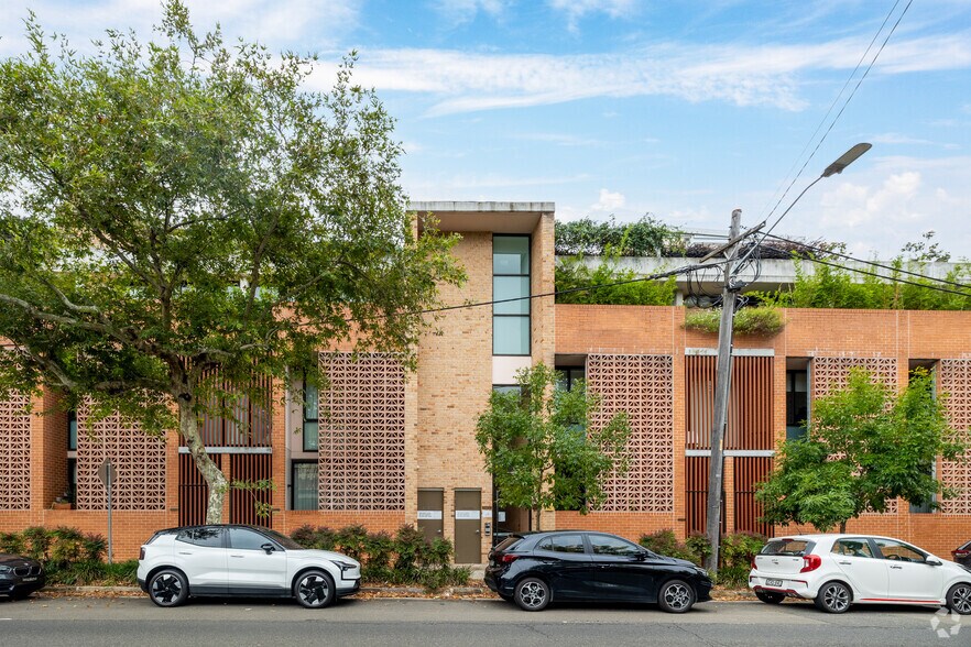 2 Mitchell Rd, Alexandria à louer - Photo du bâtiment - Image 3 de 5