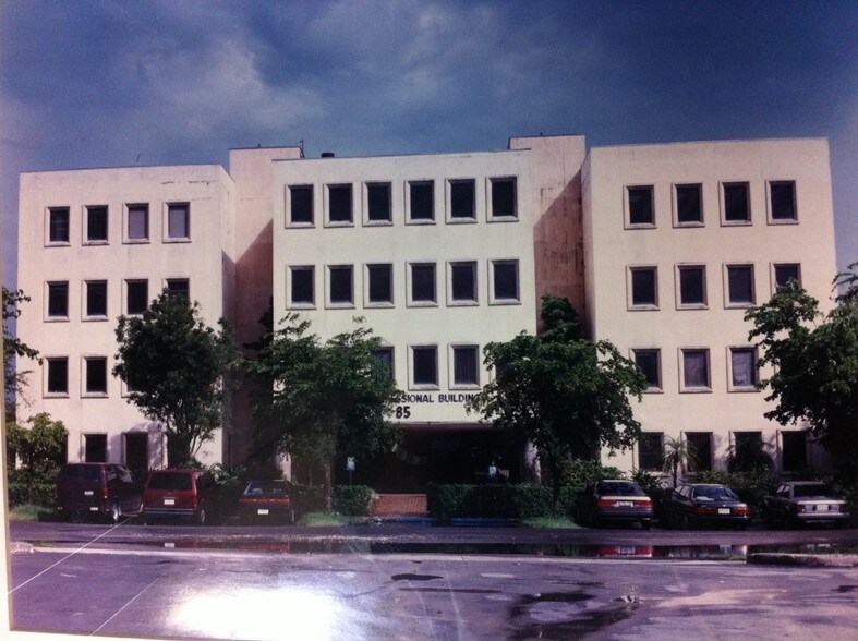 85 Grand Canal Dr, Miami, FL à louer - Photo du bâtiment - Image 2 de 5