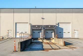 6100 Kingsland Dr, Burnaby, BC à louer - Photo du bâtiment - Image 3 de 4