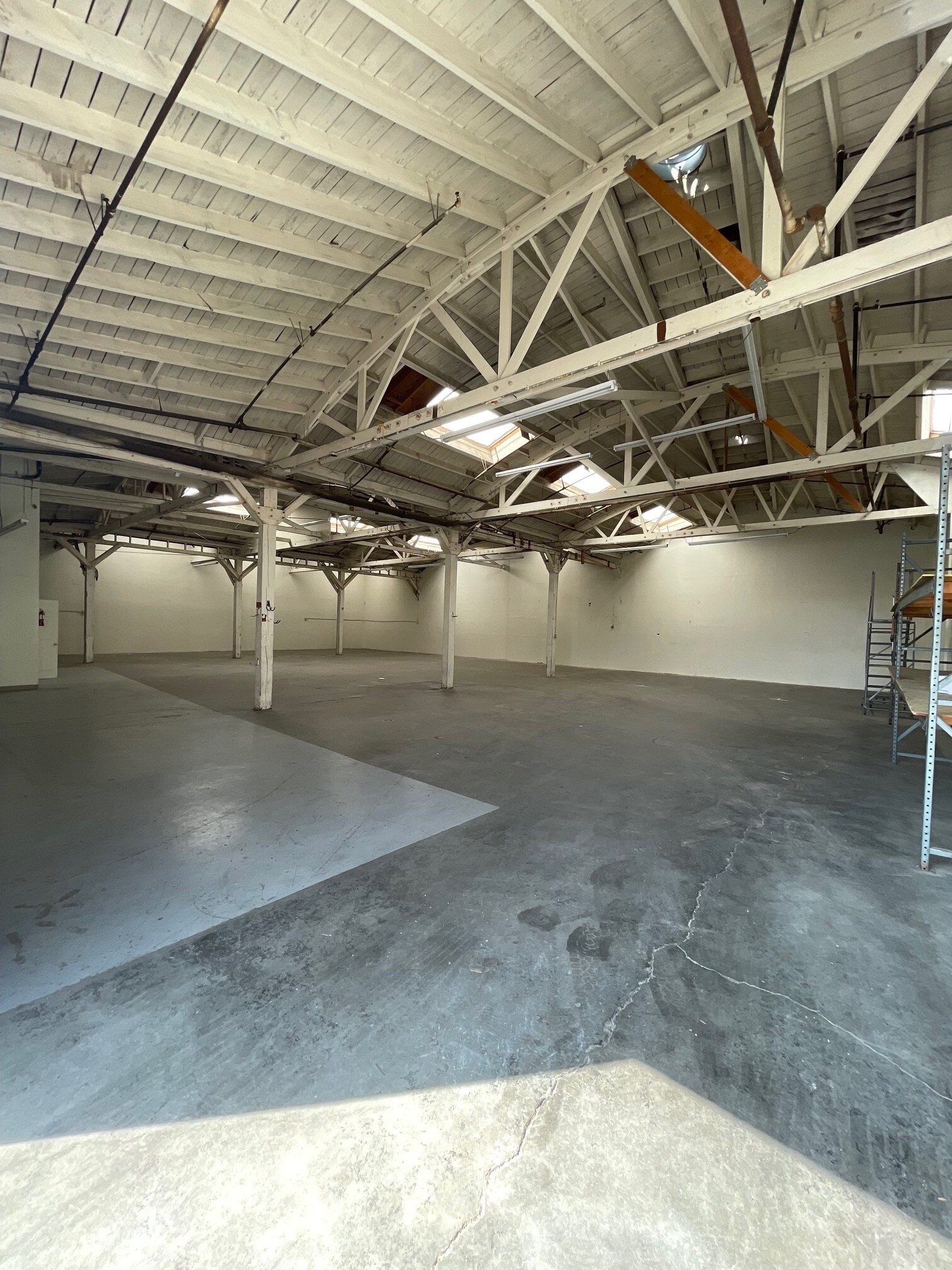 3227 N San Fernando Rd, Los Angeles, CA à vendre Photo intérieure- Image 1 de 1